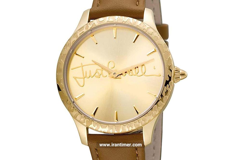 بررسی ظاهری ساعت مچی زنانه جاست کاوالی مدل JC1L023L0035